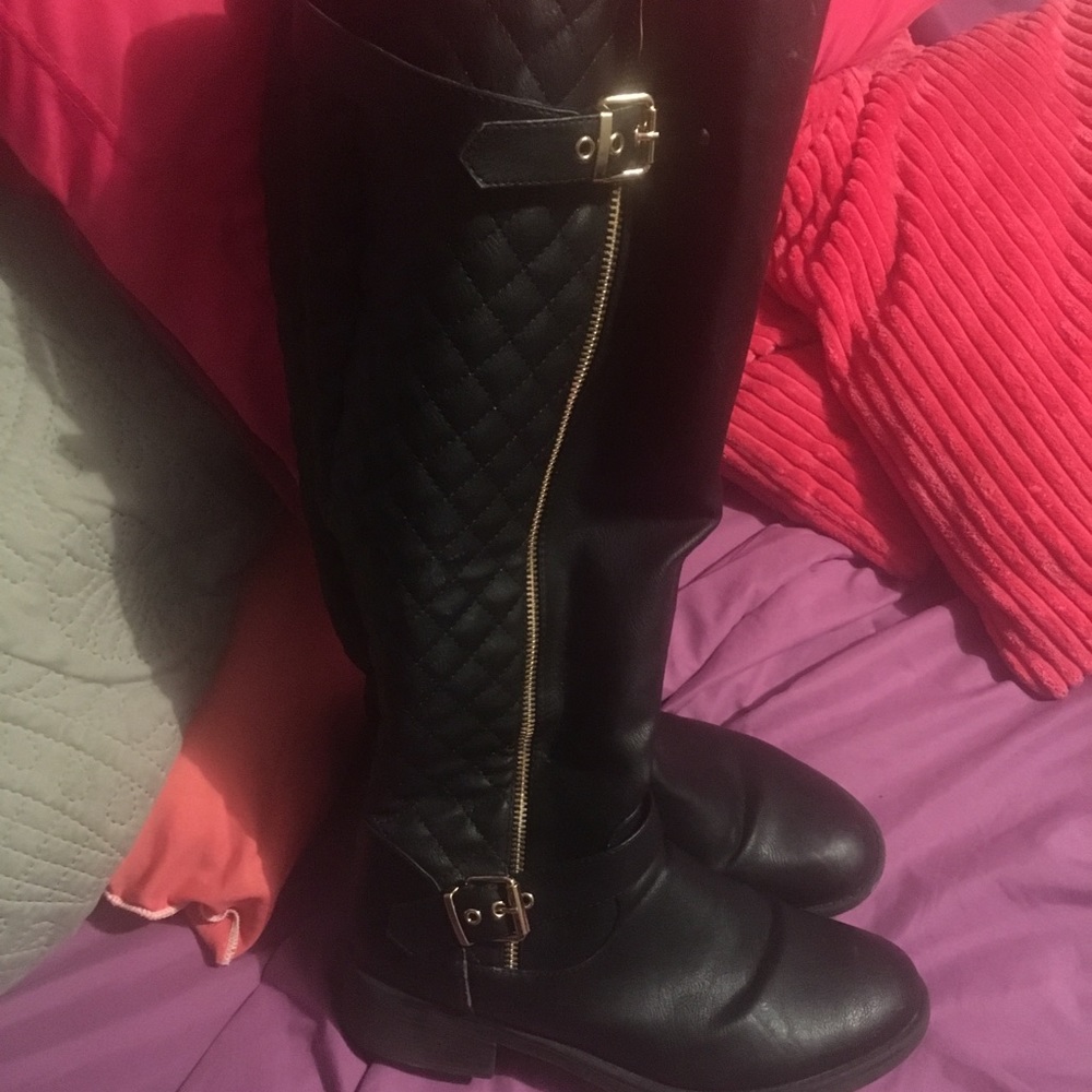 Wide calf boots